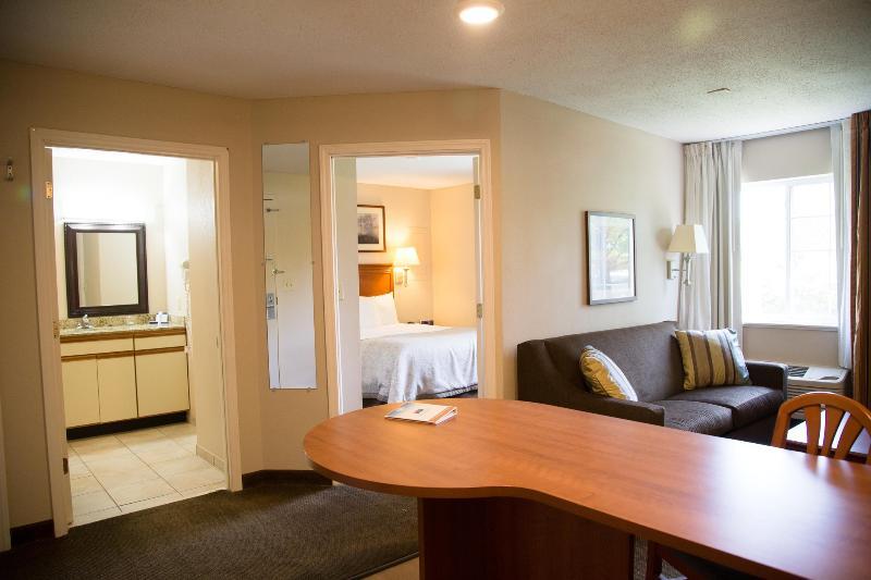 Candlewood Suites Huntersville-Lake Norman Area By Ihg Exterior foto
